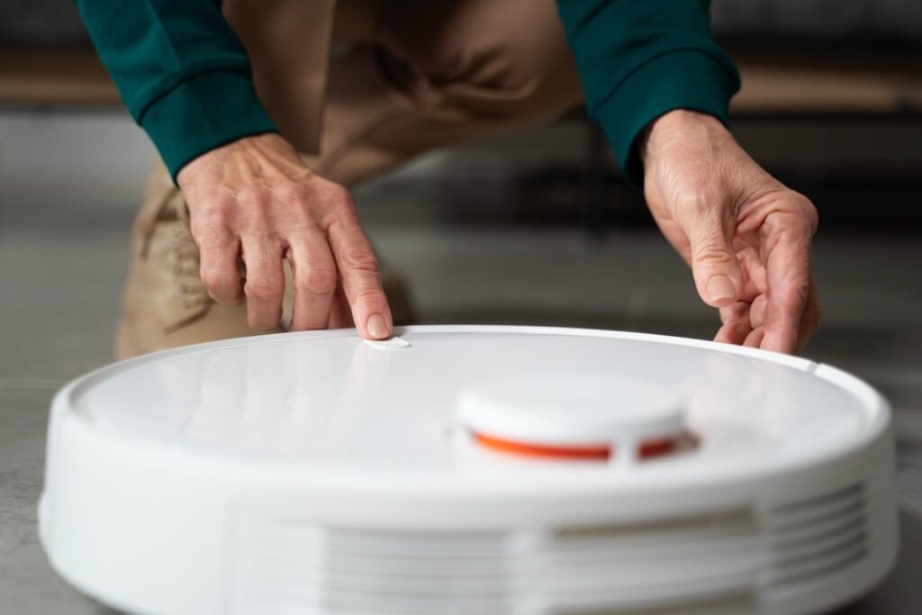 Home cleaning gadgets for seniors