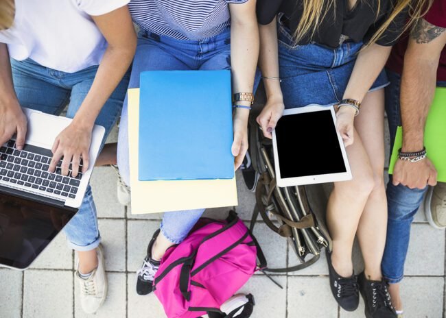 Students studying Pavement